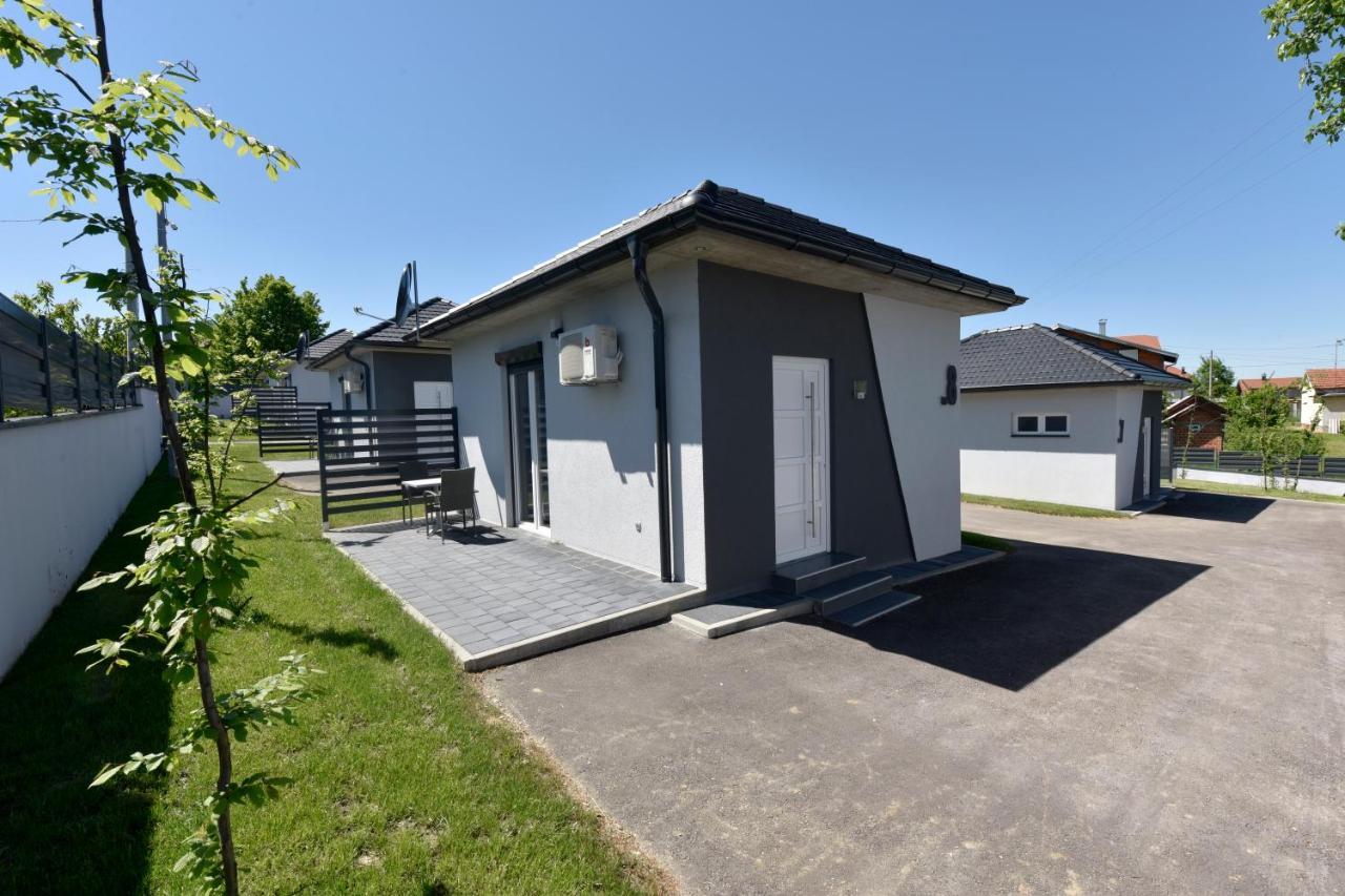 Apartmani I Bungalovi Trojka Banja Luka Luaran gambar