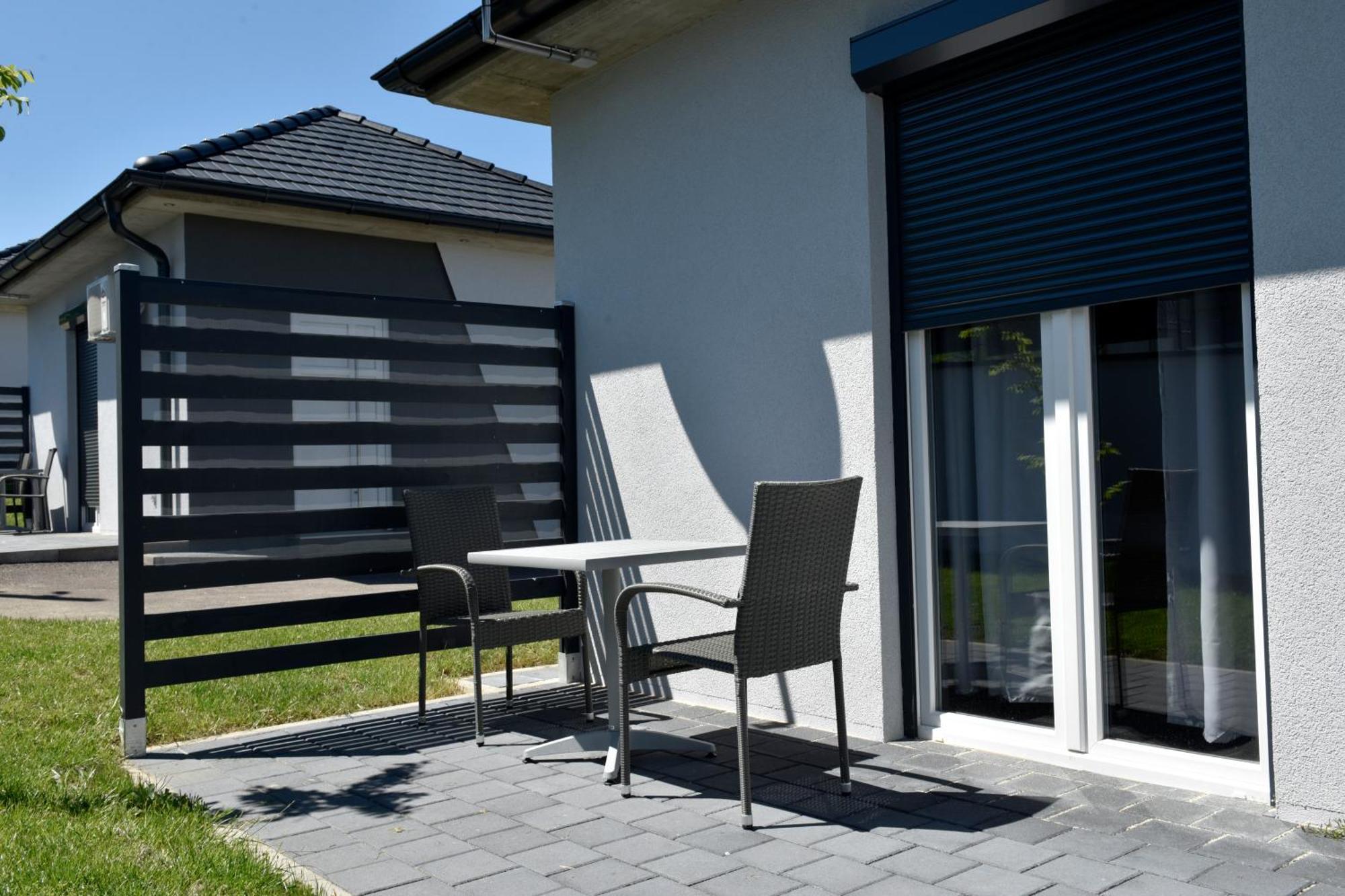 Apartmani I Bungalovi Trojka Banja Luka Bilik gambar